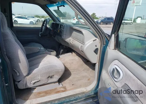 1998 GMC Sierra 1500 Sl Wideside from USA, damaged, VIN 2GTEK19R4W1536048